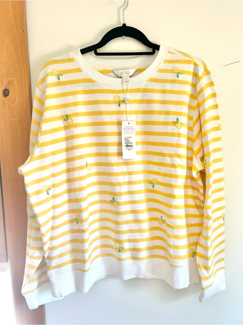 Lilly Pulitzer make lemonade honey comb ballad sweat shirt NWT Size Med